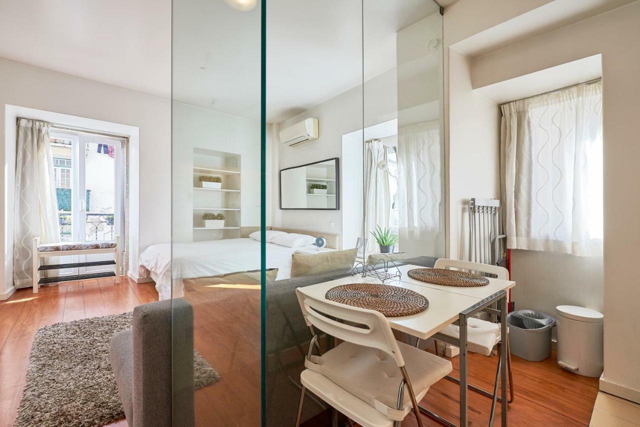 Salgadeiras Suites - Bairro Alto ลิสบอน ภายนอก รูปภาพ