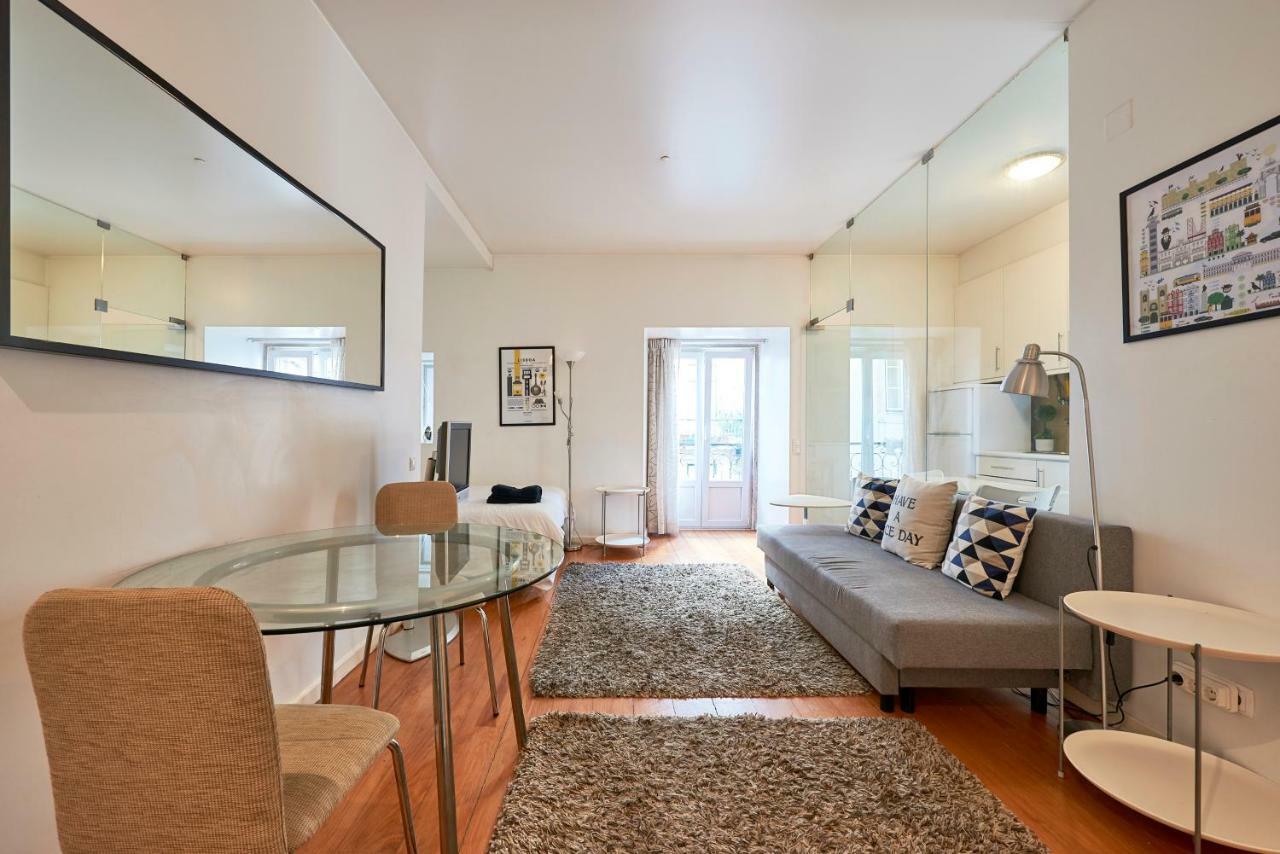 Salgadeiras Suites - Bairro Alto ลิสบอน ภายนอก รูปภาพ